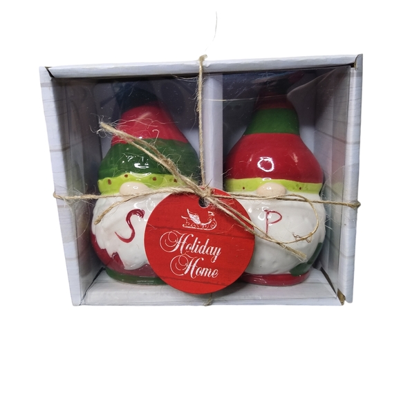 Ceramic Christmas Gnome Salt and Pepper Shakers - Picture 1 of 3